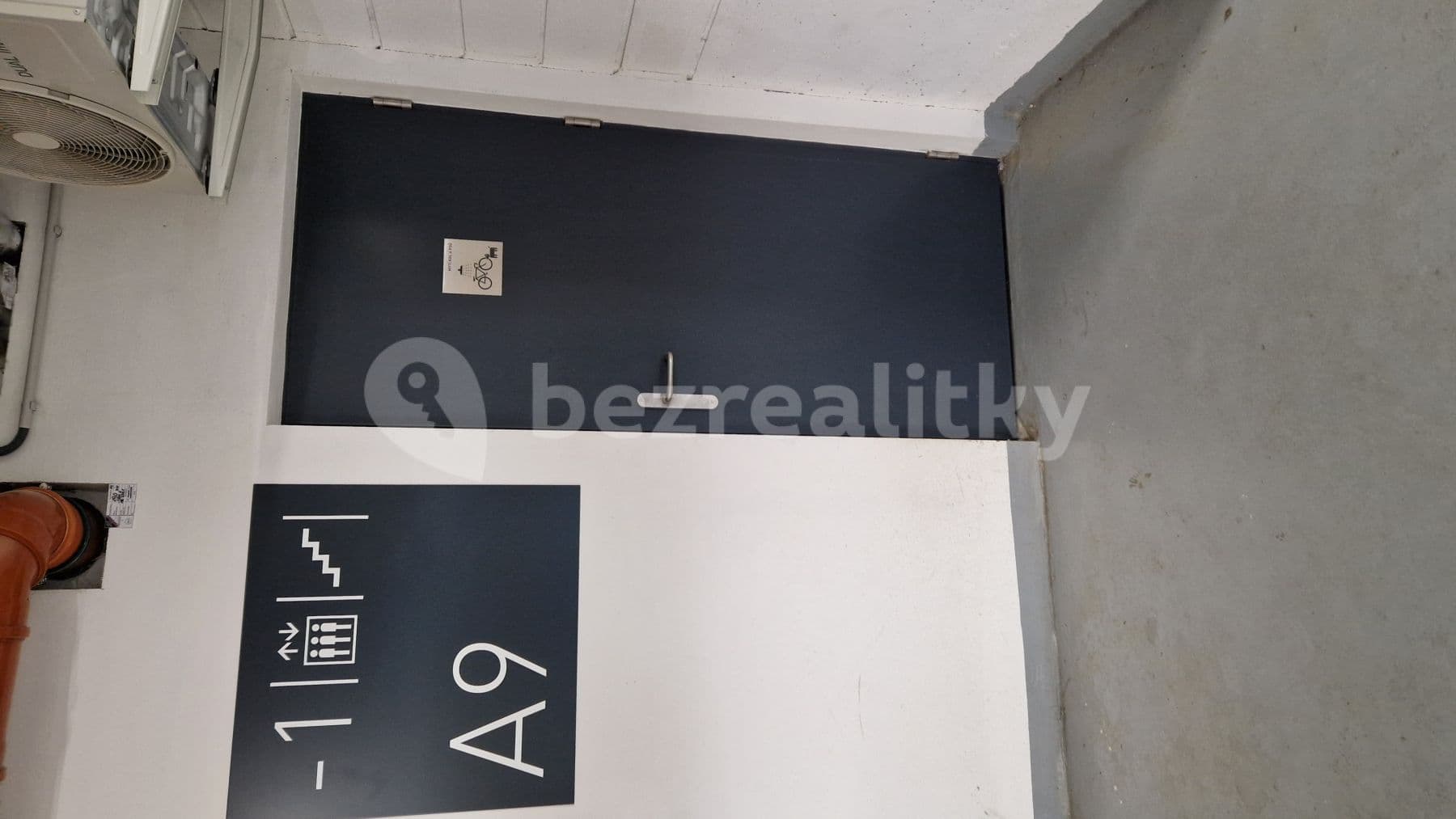 1 bedroom with open-plan kitchen flat to rent, 56 m², Waltariho, Prague, Prague 1 bedroom with open-plan kitchen flat to rent, 56 m², Waltariho, Prague, Prague