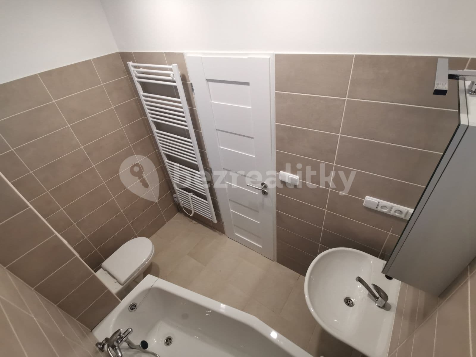 2 bedroom flat to rent, 58 m², Na Míčánkách, Prague, Prague 2 bedroom flat to rent, 58 m², Na Míčánkách, Prague, Prague