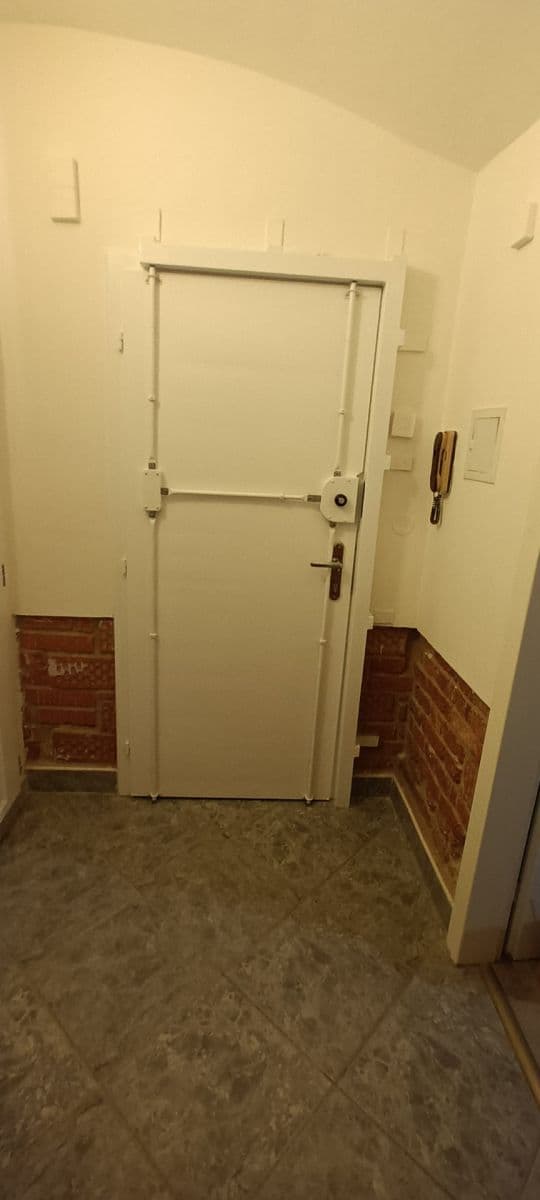 Small studio flat to rent, 21 m², Slavíkova, Prague, Prague Small studio flat to rent, 21 m², Slavíkova, Prague, Prague