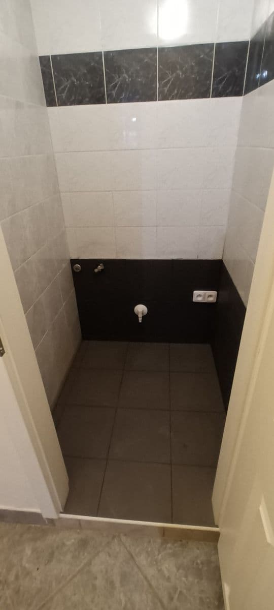 Small studio flat to rent, 21 m², Slavíkova, Prague, Prague Small studio flat to rent, 21 m², Slavíkova, Prague, Prague