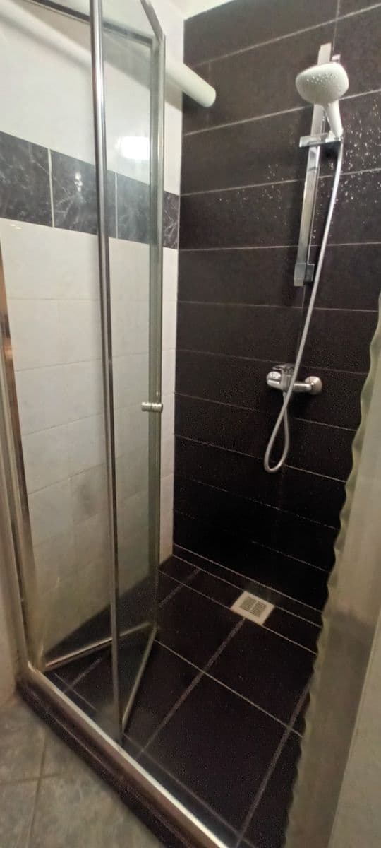 Small studio flat to rent, 21 m², Slavíkova, Prague, Prague Small studio flat to rent, 21 m², Slavíkova, Prague, Prague