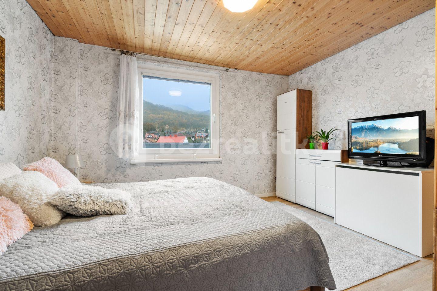 3 bedroom flat for sale, 77 m², Jasmínová, Krupka, Ústecký Region