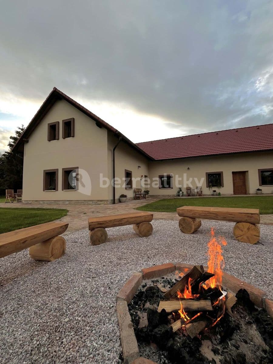 recreational property to rent, 0 m², Bříšťany, Královéhradecký Region recreational property to rent, 0 m², Bříšťany, Královéhradecký Region