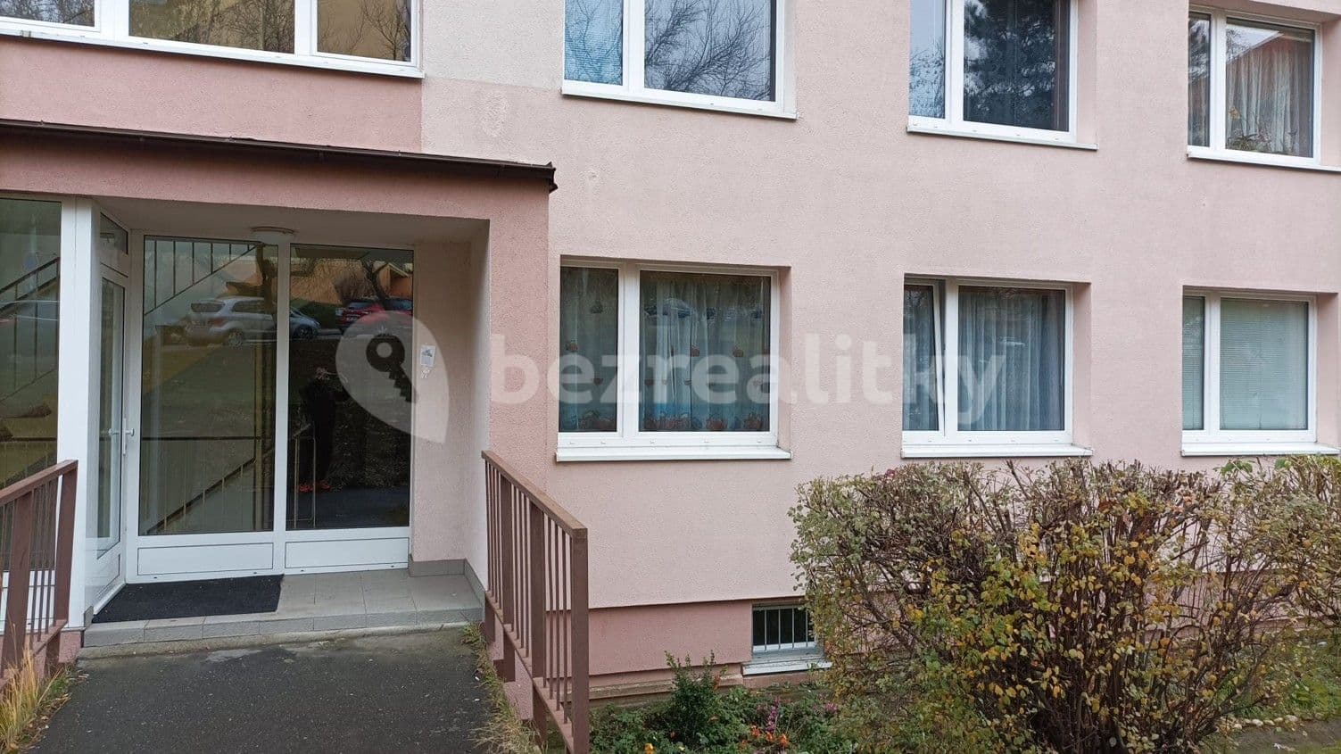 3 bedroom flat to rent, 74 m², Mádrova, Prague, Prague 3 bedroom flat to rent, 74 m², Mádrova, Prague, Prague