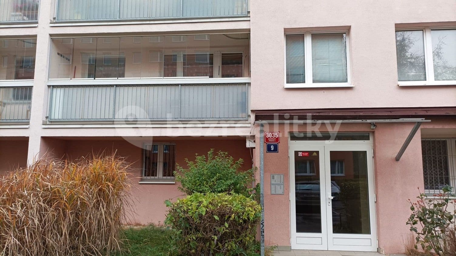 3 bedroom flat to rent, 74 m², Mádrova, Prague, Prague 3 bedroom flat to rent, 74 m², Mádrova, Prague, Prague