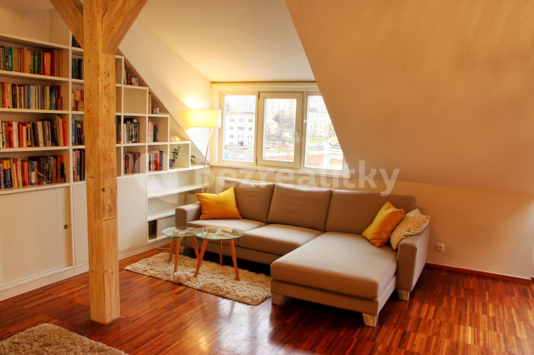 3 bedroom with open-plan kitchen flat to rent, 120 m², Eliášova, Prague, Prague 3 bedroom with open-plan kitchen flat to rent, 120 m², Eliášova, Prague, Prague