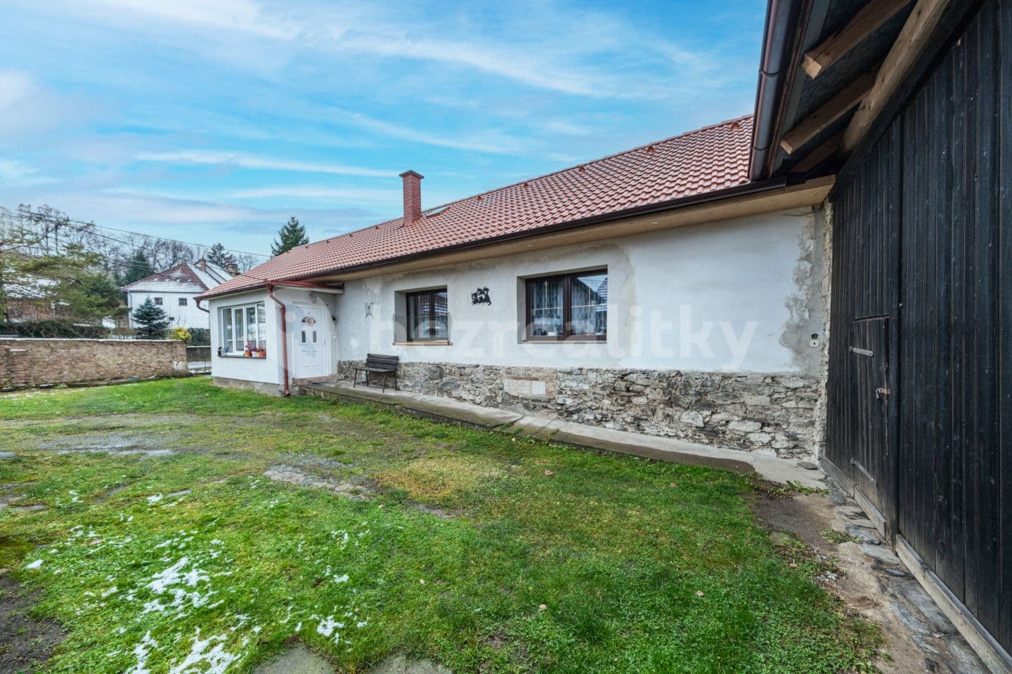 house for sale, 120 m², Chrášťany, Středočeský Region