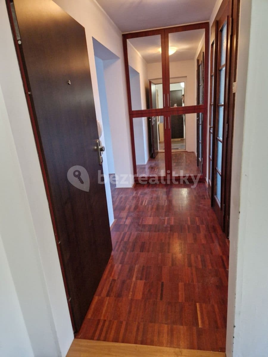 1 bedroom with open-plan kitchen flat to rent, 51 m², Cimburkova, Prague, Prague 1 bedroom with open-plan kitchen flat to rent, 51 m², Cimburkova, Prague, Prague