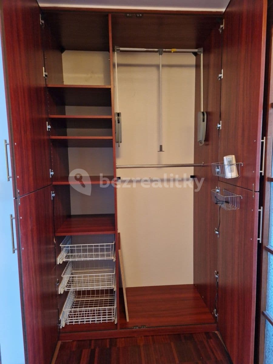 1 bedroom with open-plan kitchen flat to rent, 51 m², Cimburkova, Prague, Prague 1 bedroom with open-plan kitchen flat to rent, 51 m², Cimburkova, Prague, Prague