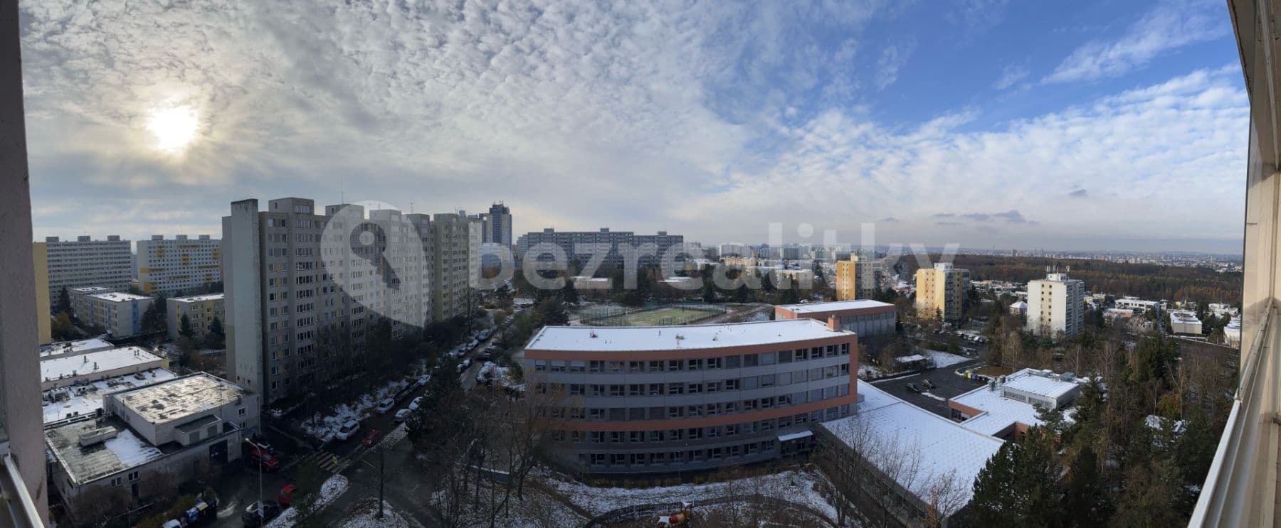 1 bedroom with open-plan kitchen flat to rent, 52 m², Plickova, Prague, Prague 1 bedroom with open-plan kitchen flat to rent, 52 m², Plickova, Prague, Prague