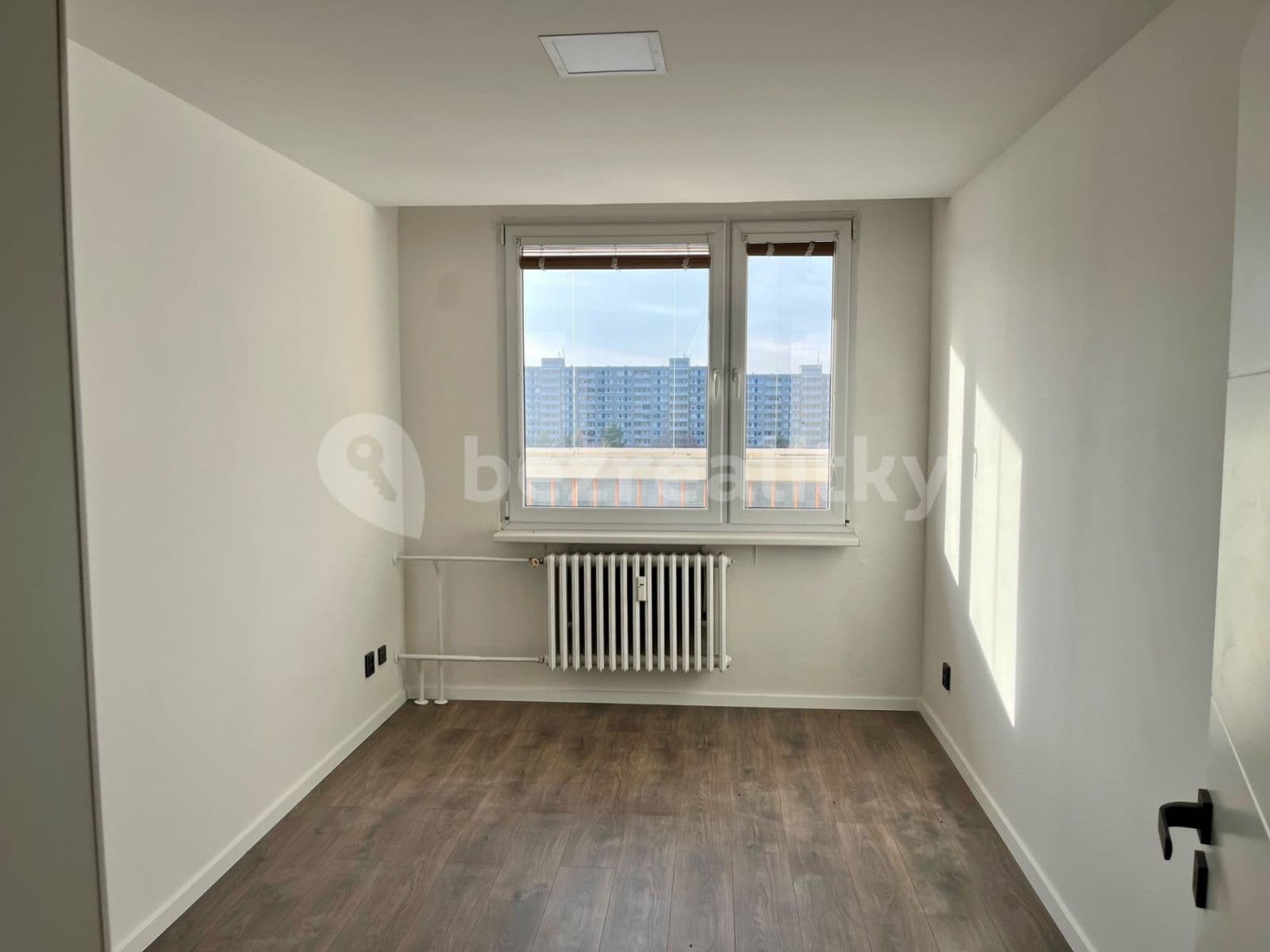 1 bedroom with open-plan kitchen flat to rent, 52 m², Plickova, Prague, Prague 1 bedroom with open-plan kitchen flat to rent, 52 m², Plickova, Prague, Prague