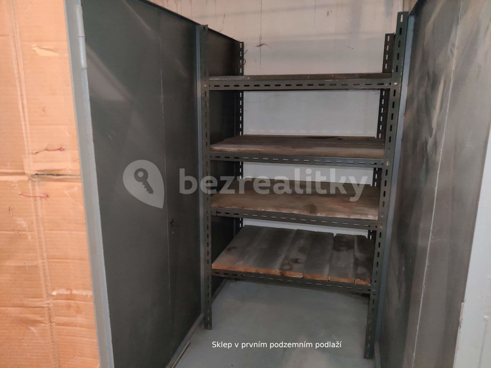 2 bedroom flat to rent, 63 m², Benešovská, Kladno, Středočeský Region 2 bedroom flat to rent, 63 m², Benešovská, Kladno, Středočeský Region