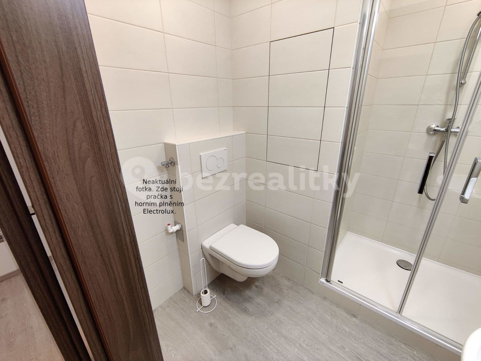 2 bedroom flat to rent, 63 m², Benešovská, Kladno, Středočeský Region 2 bedroom flat to rent, 63 m², Benešovská, Kladno, Středočeský Region