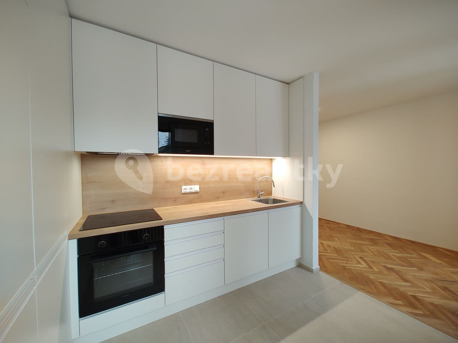 2 bedroom with open-plan kitchen flat to rent, 68 m², Tyršova, Brno, Jihomoravský Region 2 bedroom with open-plan kitchen flat to rent, 68 m², Tyršova, Brno, Jihomoravský Region