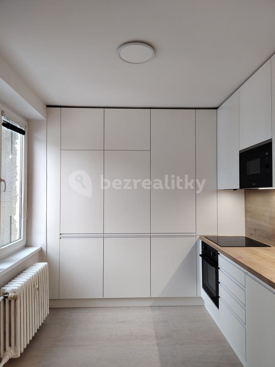 2 bedroom with open-plan kitchen flat to rent, 68 m², Tyršova, Brno, Jihomoravský Region 2 bedroom with open-plan kitchen flat to rent, 68 m², Tyršova, Brno, Jihomoravský Region