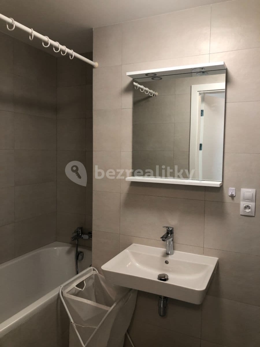 2 bedroom flat to rent, 52 m², Pazourková, Kuřim, Jihomoravský Region 2 bedroom flat to rent, 52 m², Pazourková, Kuřim, Jihomoravský Region