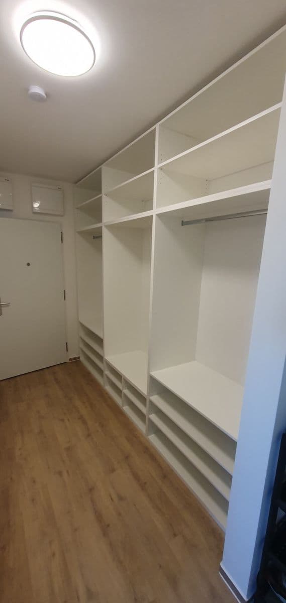 2 bedroom flat to rent, 52 m², Pazourková, Kuřim, Jihomoravský Region 2 bedroom flat to rent, 52 m², Pazourková, Kuřim, Jihomoravský Region