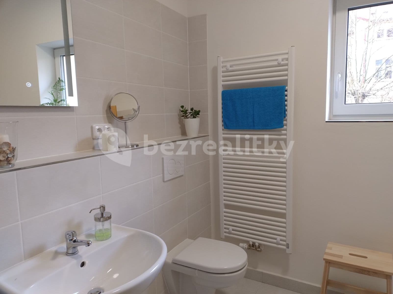 1 bedroom with open-plan kitchen flat to rent, 53 m², Hřímalého, Plzeň, Plzeňský Region 1 bedroom with open-plan kitchen flat to rent, 53 m², Hřímalého, Plzeň, Plzeňský Region