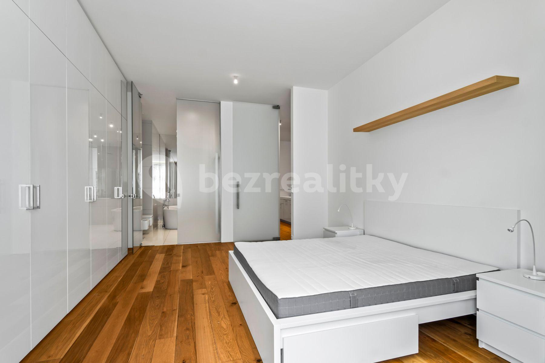 2 bedroom with open-plan kitchen flat to rent, 109 m², Laubova, Prague, Prague