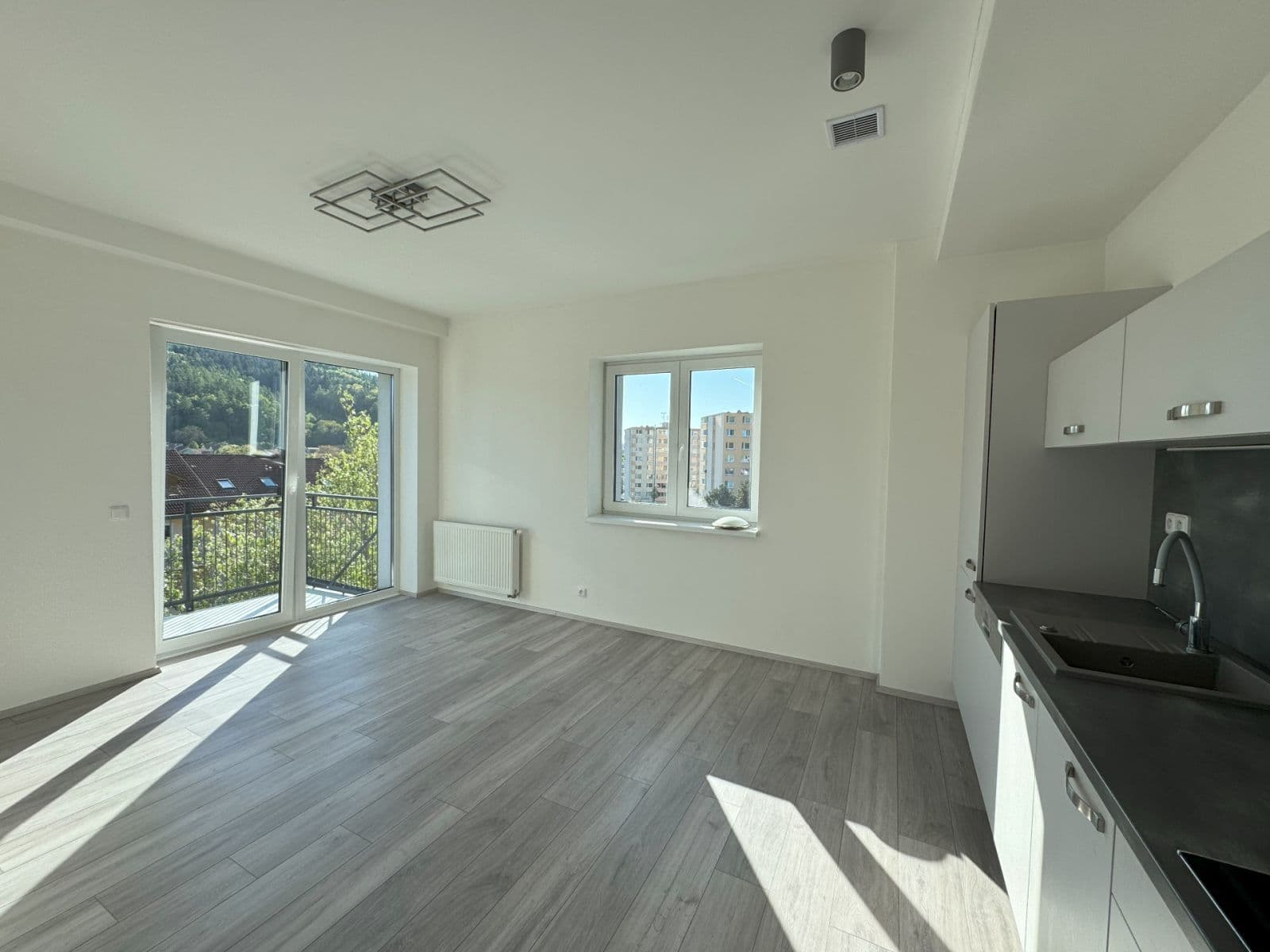 1 bedroom with open-plan kitchen flat to rent, 46 m², Tyršova, Kuřim, Jihomoravský Region 1 bedroom with open-plan kitchen flat to rent, 46 m², Tyršova, Kuřim, Jihomoravský Region