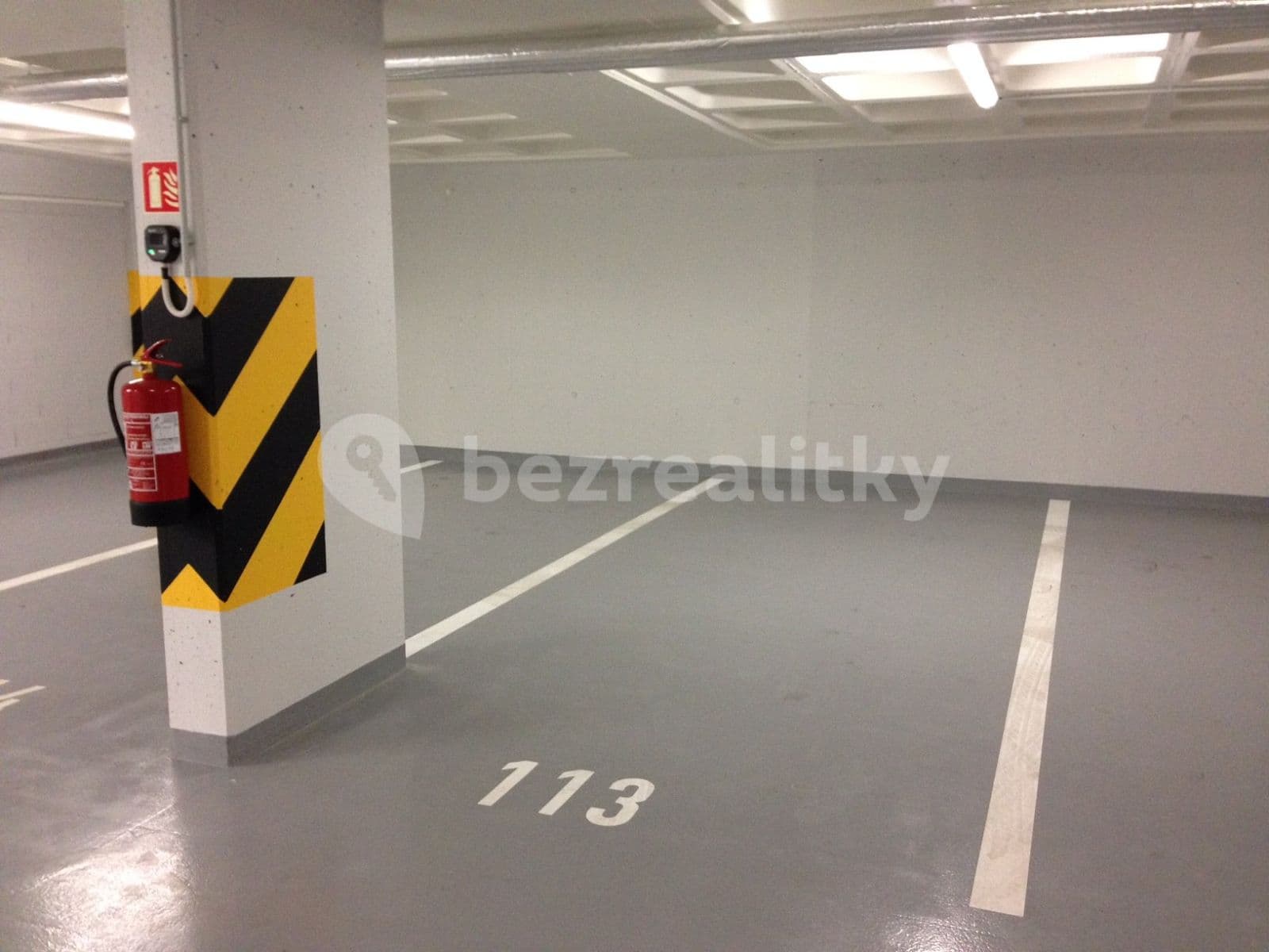 garage to rent, 18 m², Loosova, Prague, Prague