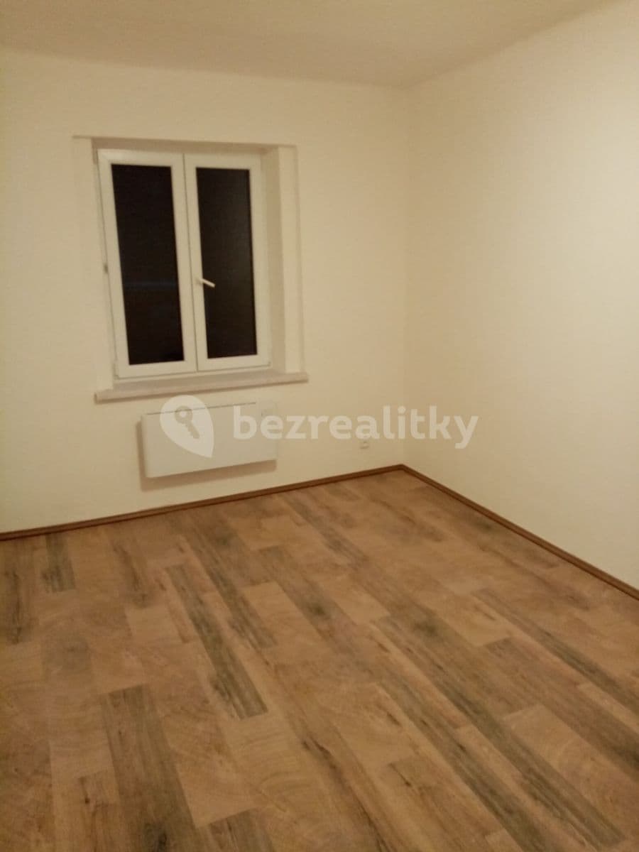 1 bedroom flat to rent, 30 m², Na náměstí, Davle, Středočeský Region 1 bedroom flat to rent, 30 m², Na náměstí, Davle, Středočeský Region