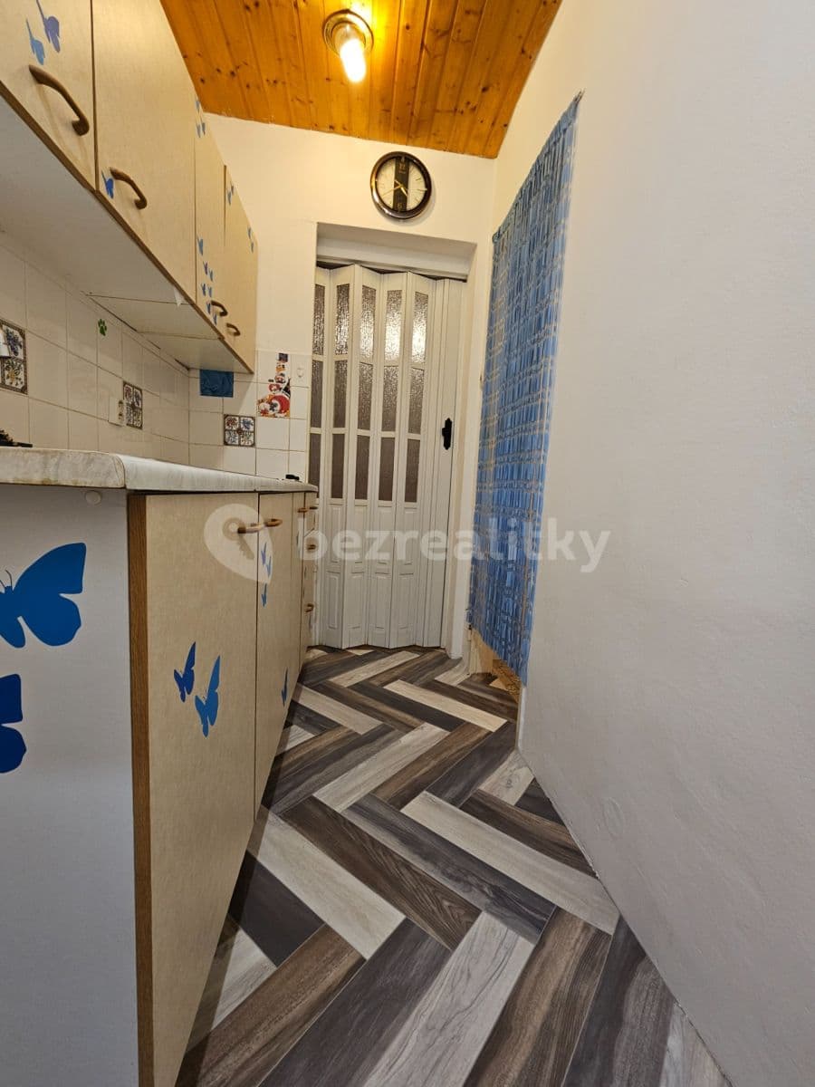 Studio flat to rent, 28 m², Jeremenkova, Prague, Prague Studio flat to rent, 28 m², Jeremenkova, Prague, Prague