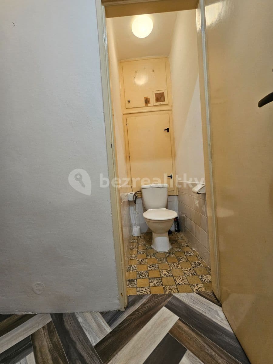 Studio flat to rent, 28 m², Jeremenkova, Prague, Prague Studio flat to rent, 28 m², Jeremenkova, Prague, Prague