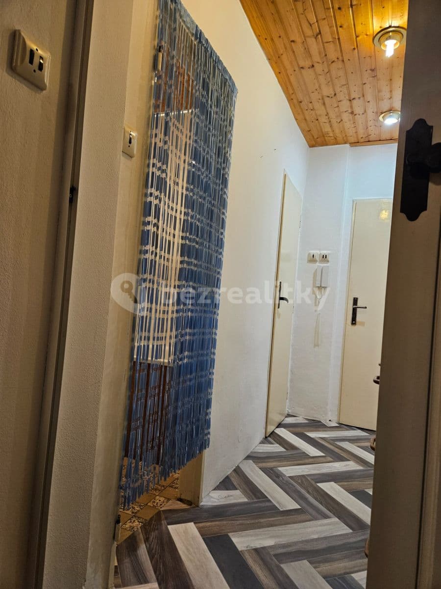 Studio flat to rent, 28 m², Jeremenkova, Prague, Prague Studio flat to rent, 28 m², Jeremenkova, Prague, Prague