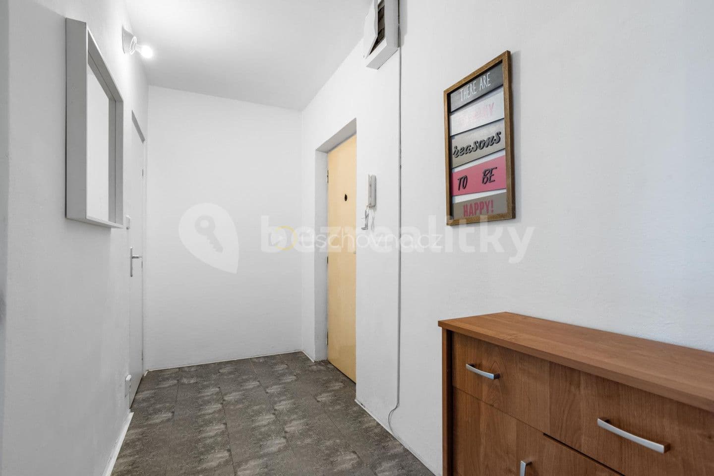 2 bedroom flat for sale, 52 m², Bulharská, Kladno, Středočeský Region