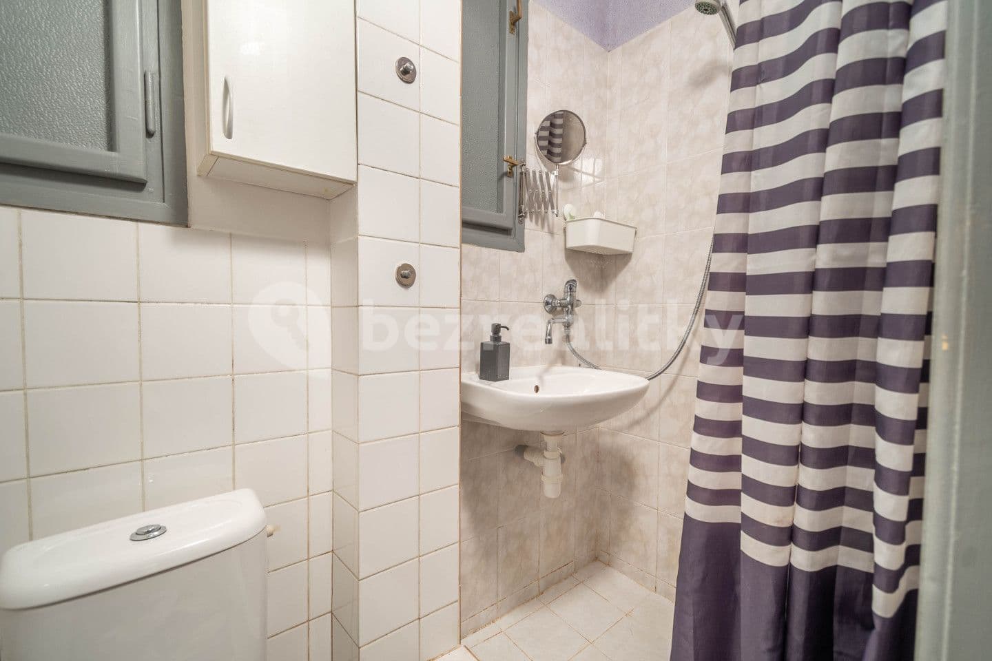 1 bedroom flat for sale, 35 m², Prouzova, Prague, Prague