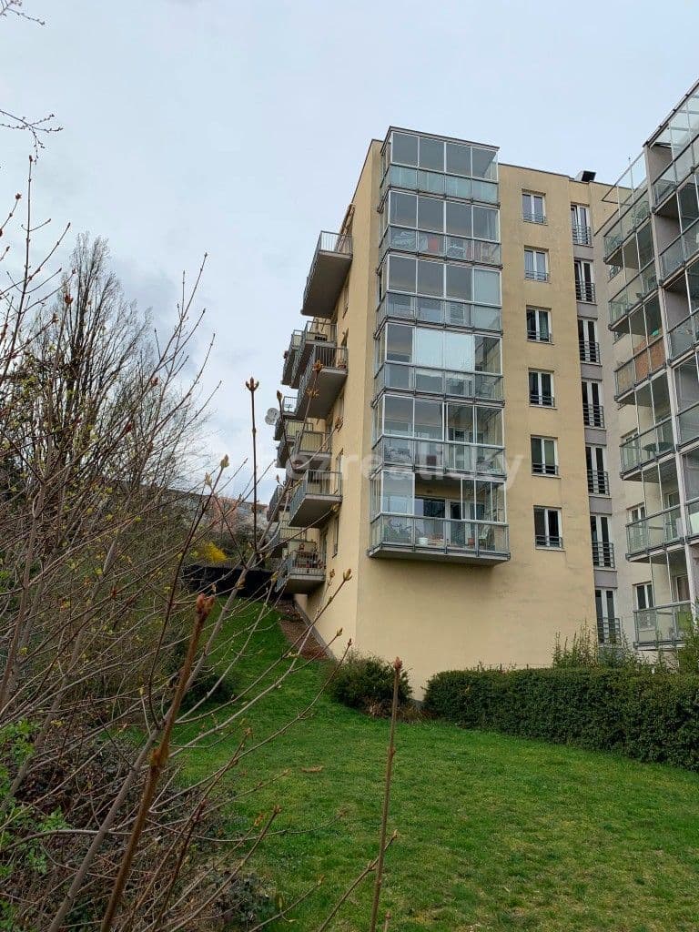 2 bedroom with open-plan kitchen flat to rent, 80 m², V Dolině, Prague, Prague 2 bedroom with open-plan kitchen flat to rent, 80 m², V Dolině, Prague, Prague