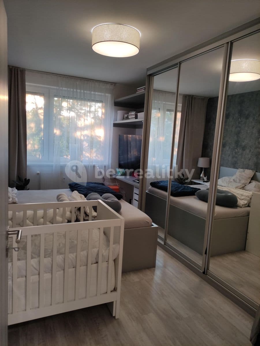 2 bedroom with open-plan kitchen flat to rent, 89 m², Záběhlická, Prague, Prague 2 bedroom with open-plan kitchen flat to rent, 89 m², Záběhlická, Prague, Prague