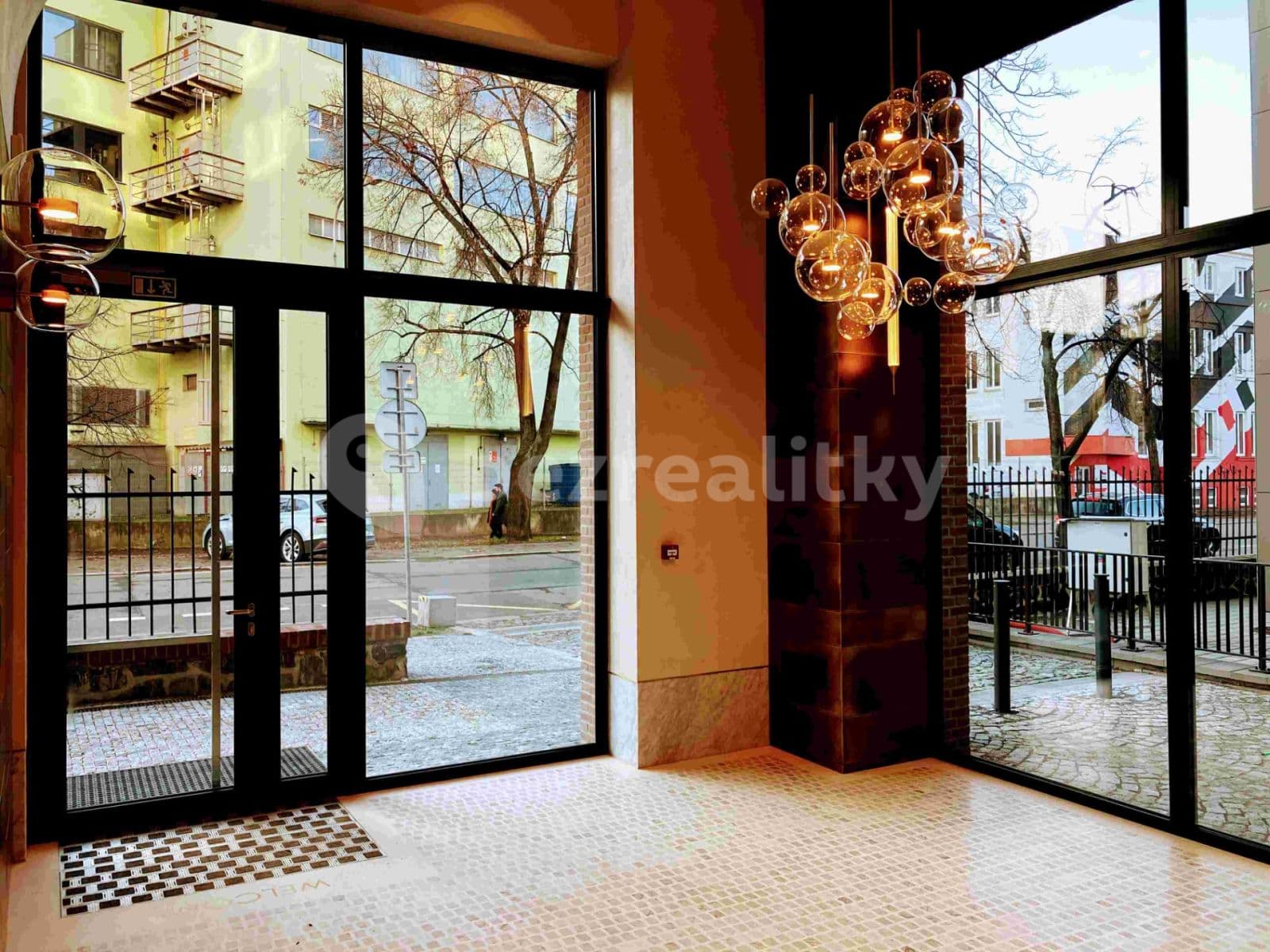 Studio flat to rent, 35 m², Jankovcova, Prague, Prague Studio flat to rent, 35 m², Jankovcova, Prague, Prague