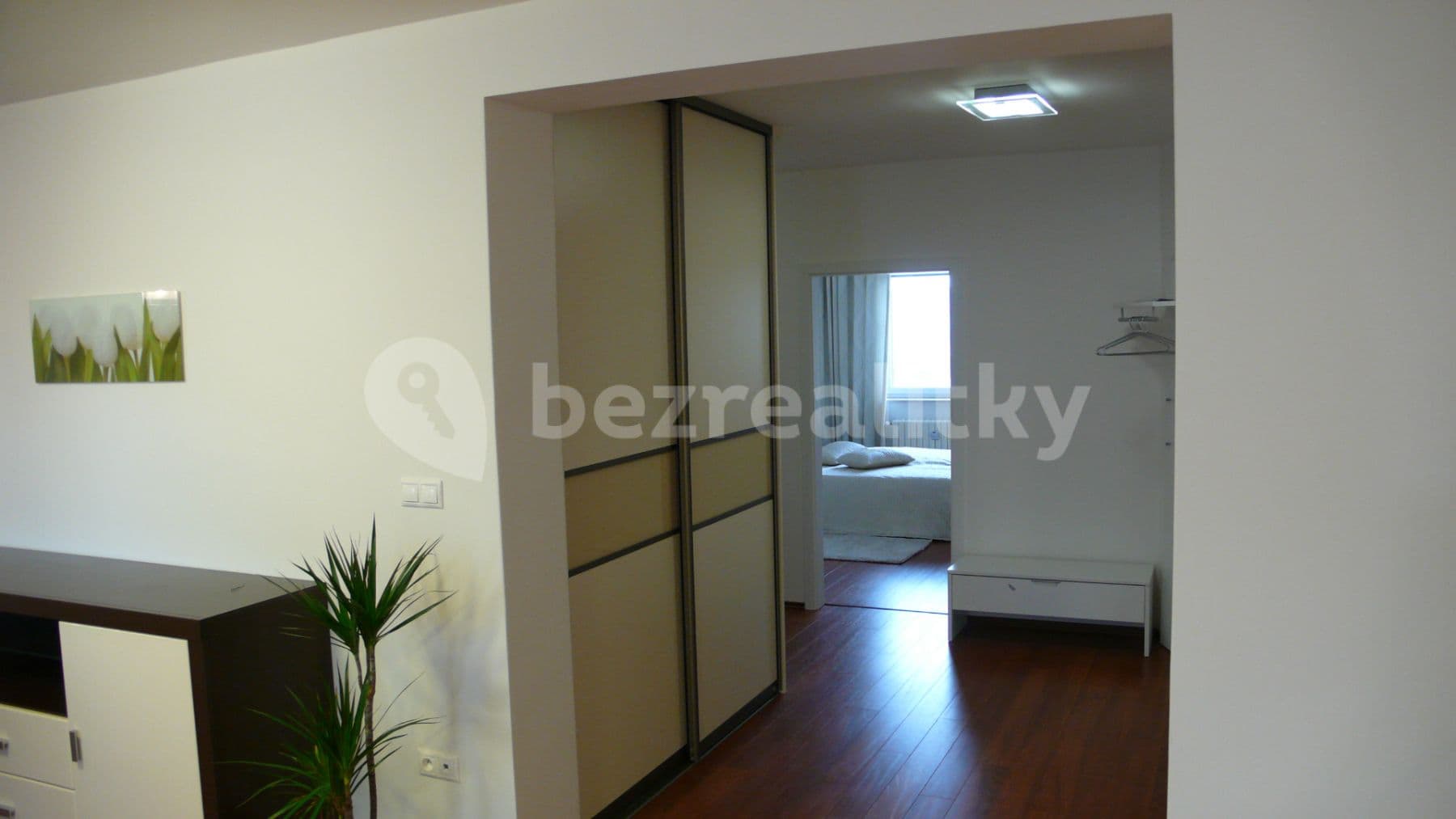 4 bedroom flat to rent, 110 m², Martinengova, Bratislava - mestská časť Staré Mesto, Bratislavský Region 4 bedroom flat to rent, 110 m², Martinengova, Bratislava - mestská časť Staré Mesto, Bratislavský Region
