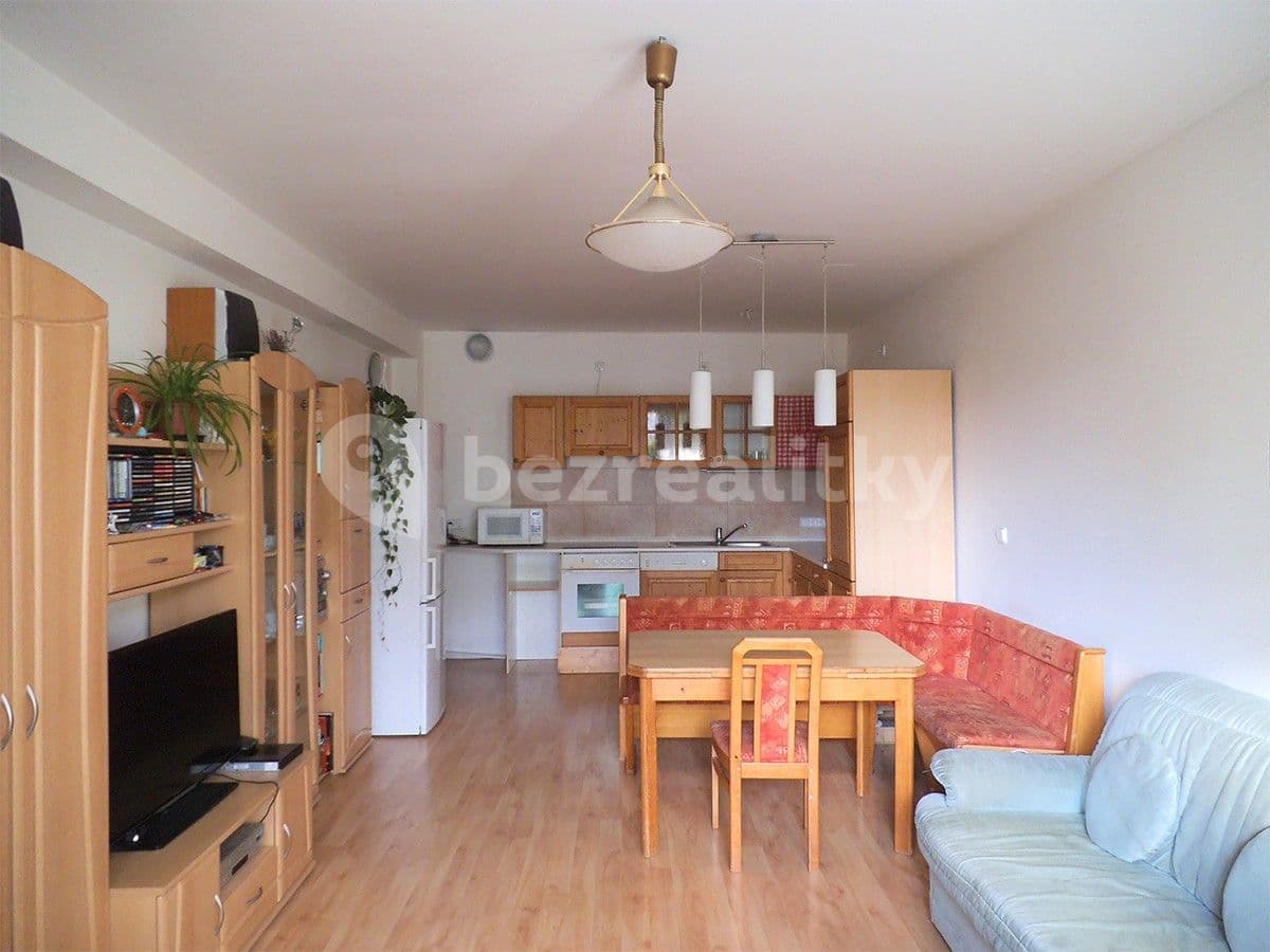2 bedroom with open-plan kitchen flat to rent, 78 m², Kakosova, Prague, Prague 2 bedroom with open-plan kitchen flat to rent, 78 m², Kakosova, Prague, Prague