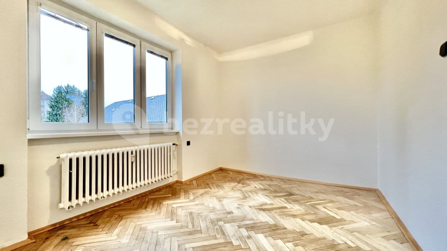 3 bedroom flat for sale, 84 m², Náměstí Gen. Knopa, Žamberk, Pardubický Region