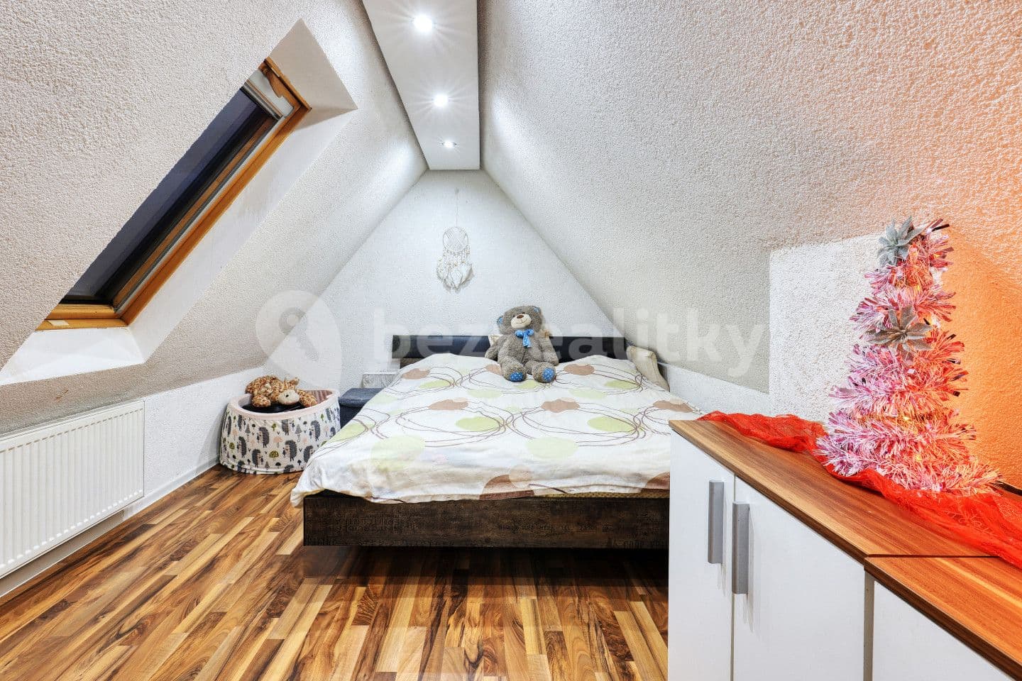 3 bedroom with open-plan kitchen flat for sale, 111 m², Palackého, Stříbro, Plzeňský Region