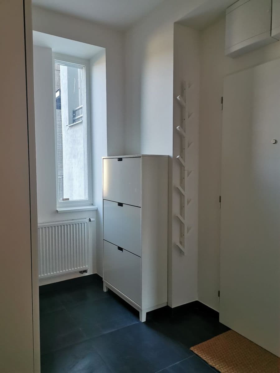 2 bedroom with open-plan kitchen flat for sale, 68 m², Konšelská, Prague, Prague 2 bedroom with open-plan kitchen flat for sale, 68 m², Konšelská, Prague, Prague