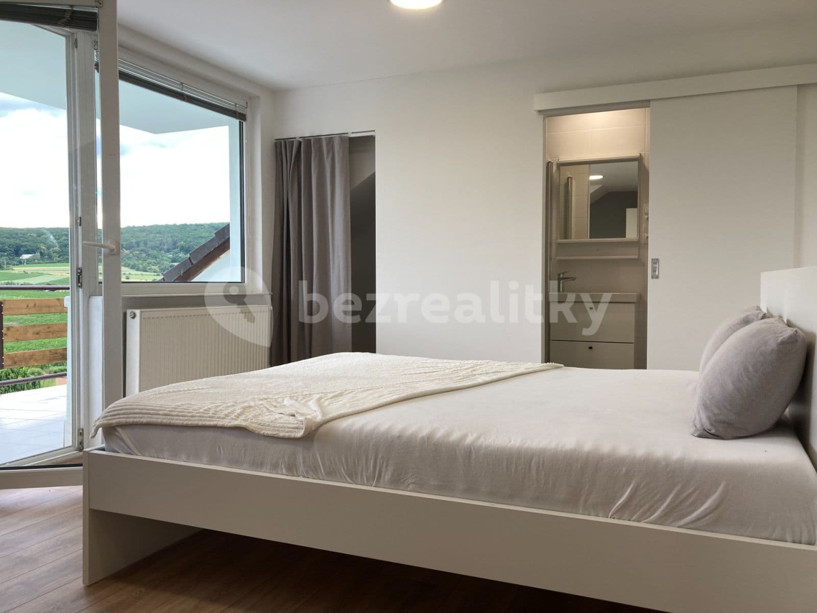 Studio flat to rent, 38 m², Žilkova, Brno, Jihomoravský Region Studio flat to rent, 38 m², Žilkova, Brno, Jihomoravský Region