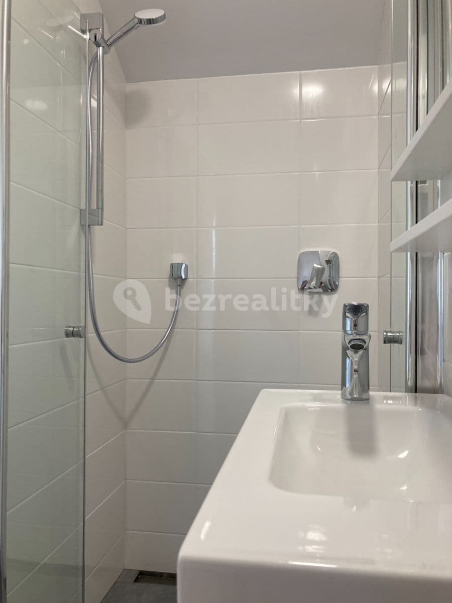 Studio flat to rent, 38 m², Žilkova, Brno, Jihomoravský Region Studio flat to rent, 38 m², Žilkova, Brno, Jihomoravský Region