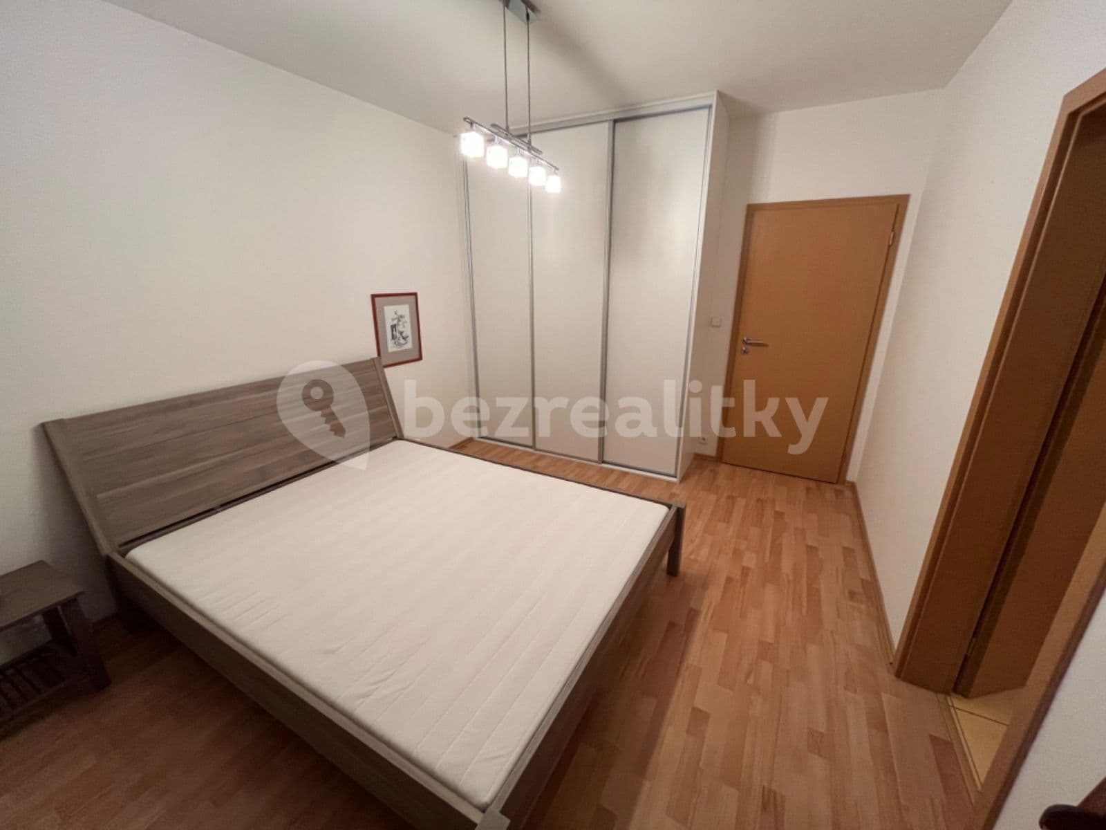 1 bedroom with open-plan kitchen flat to rent, 58 m², Lipovská, Prague, Prague 1 bedroom with open-plan kitchen flat to rent, 58 m², Lipovská, Prague, Prague