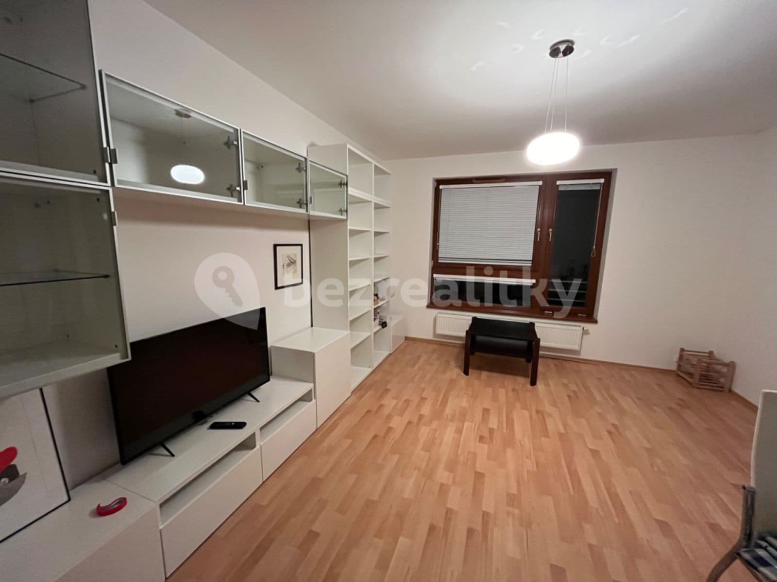 1 bedroom with open-plan kitchen flat to rent, 58 m², Lipovská, Prague, Prague 1 bedroom with open-plan kitchen flat to rent, 58 m², Lipovská, Prague, Prague