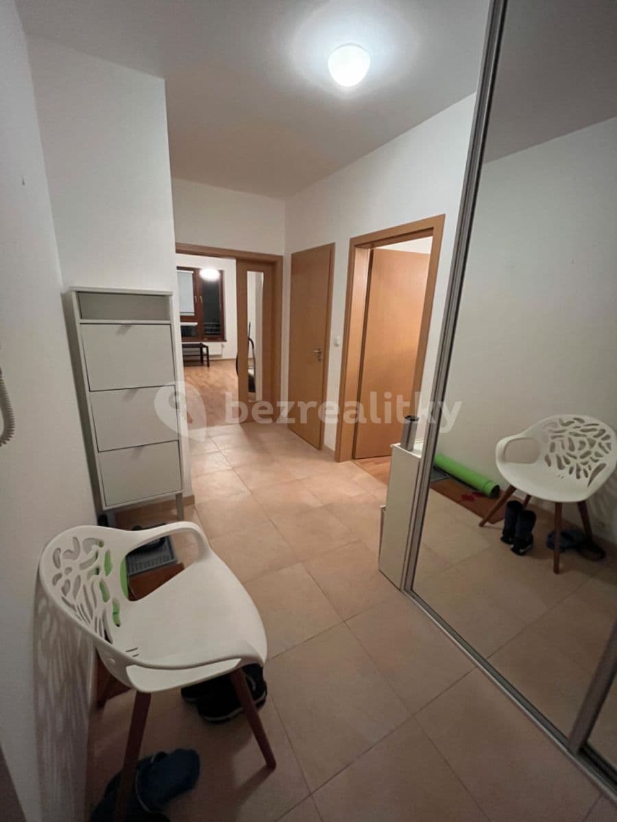 1 bedroom with open-plan kitchen flat to rent, 58 m², Lipovská, Prague, Prague 1 bedroom with open-plan kitchen flat to rent, 58 m², Lipovská, Prague, Prague