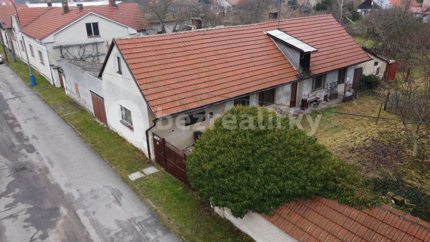 house for sale, 84 m², Dlouhá, Sány, Středočeský Region
