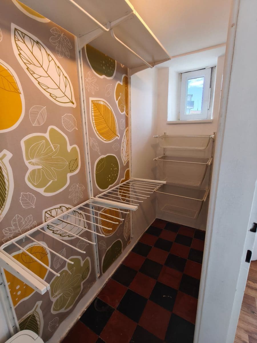 1 bedroom with open-plan kitchen flat to rent, 45 m², Podnásepní, Brno, Jihomoravský Region 1 bedroom with open-plan kitchen flat to rent, 45 m², Podnásepní, Brno, Jihomoravský Region