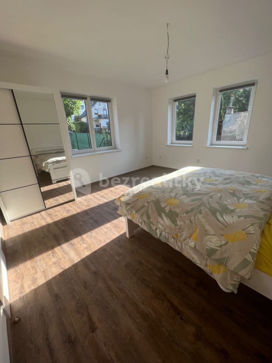 1 bedroom with open-plan kitchen flat to rent, 43 m², Vrkoslavická, Jablonec nad Nisou, Liberecký Region 1 bedroom with open-plan kitchen flat to rent, 43 m², Vrkoslavická, Jablonec nad Nisou, Liberecký Region