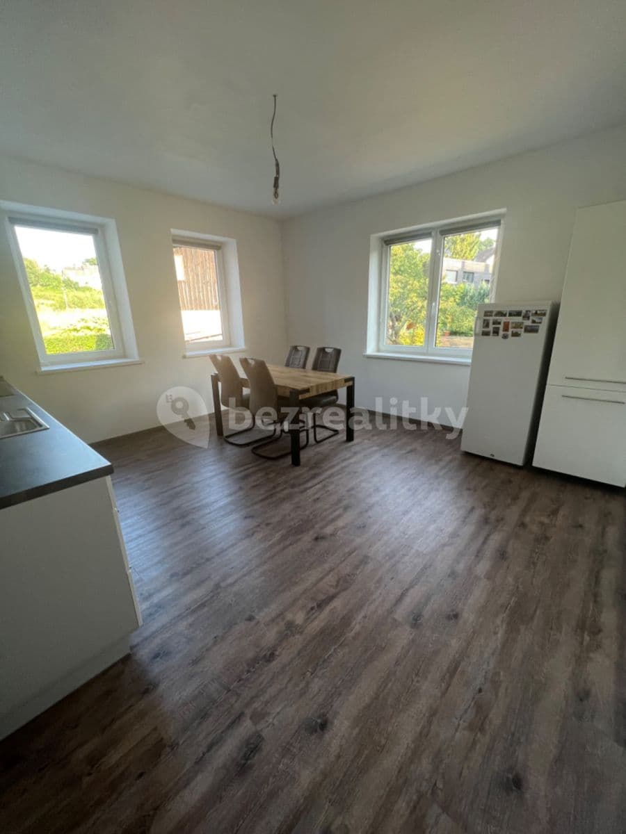 1 bedroom with open-plan kitchen flat to rent, 43 m², Vrkoslavická, Jablonec nad Nisou, Liberecký Region 1 bedroom with open-plan kitchen flat to rent, 43 m², Vrkoslavická, Jablonec nad Nisou, Liberecký Region