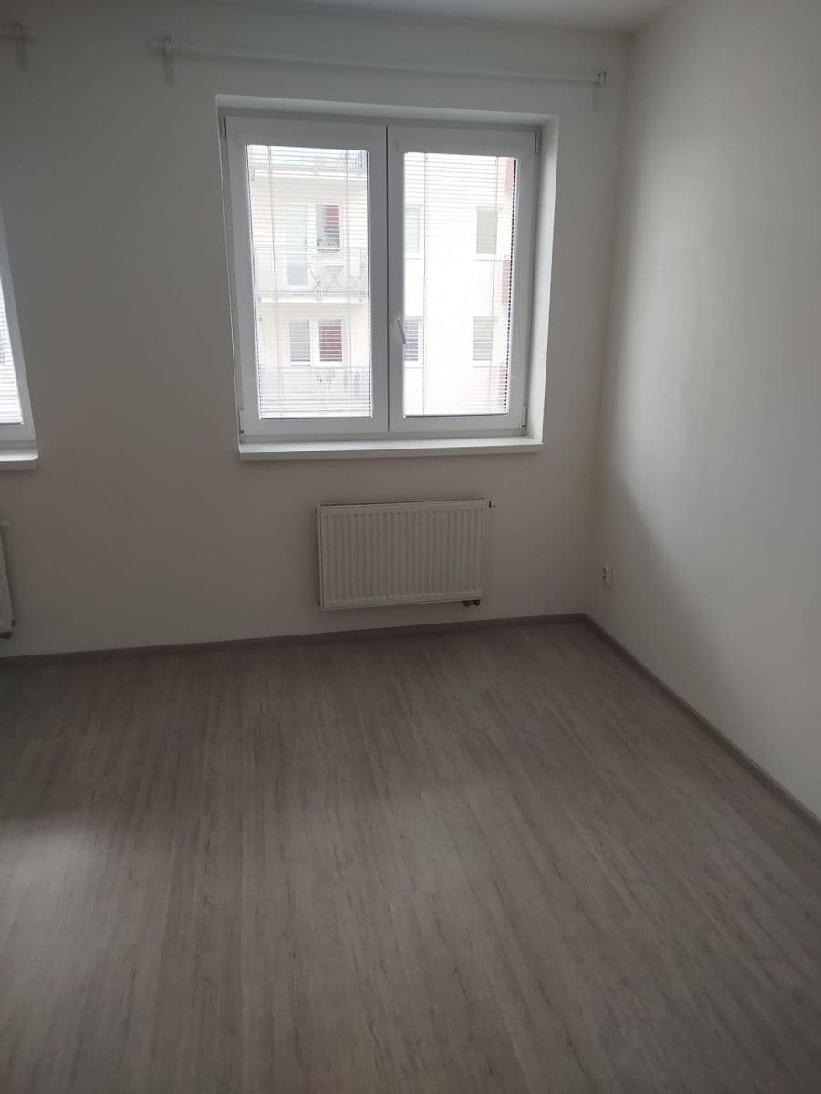 Studio flat to rent, 32 m², Hlinecká, Brno, Jihomoravský Region Studio flat to rent, 32 m², Hlinecká, Brno, Jihomoravský Region