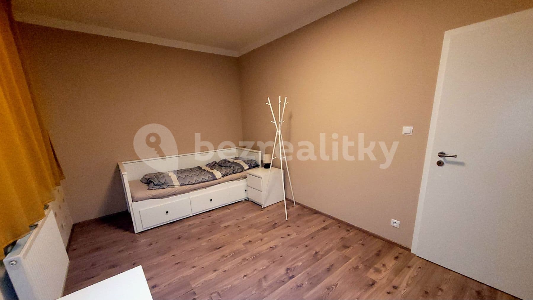 2 bedroom with open-plan kitchen flat to rent, 81 m², T. G. Masaryka, Horoměřice, Středočeský Region 2 bedroom with open-plan kitchen flat to rent, 81 m², T. G. Masaryka, Horoměřice, Středočeský Region